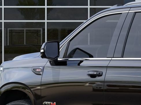 New 2026 GMC Yukon XL AT4 Ultimate AWD/4WD image 15