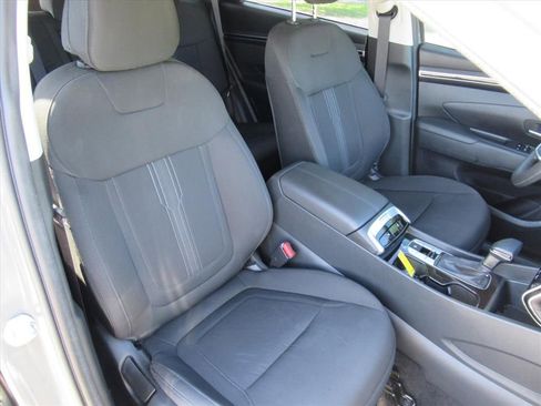 Used 2024 Hyundai Tucson SEL image 9