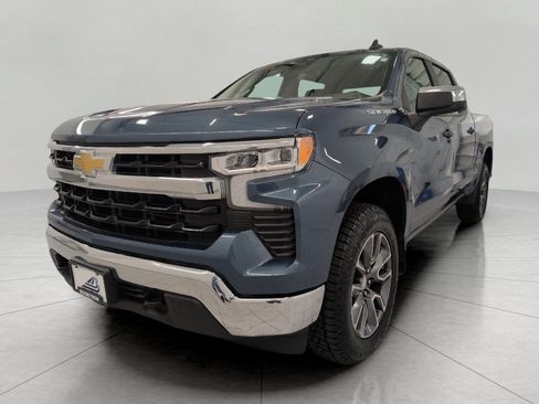 Used 2024 Chevrolet Silverado 1500 LT AWD/4WD image 12