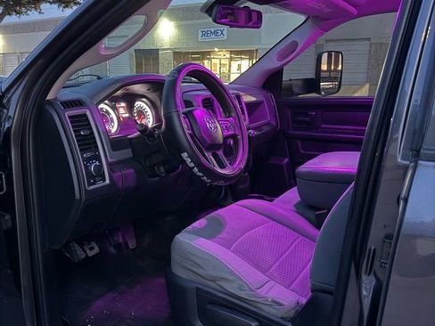 Used 2015 RAM 3500 Tradesman w/ Chrome Appearance Group image 12