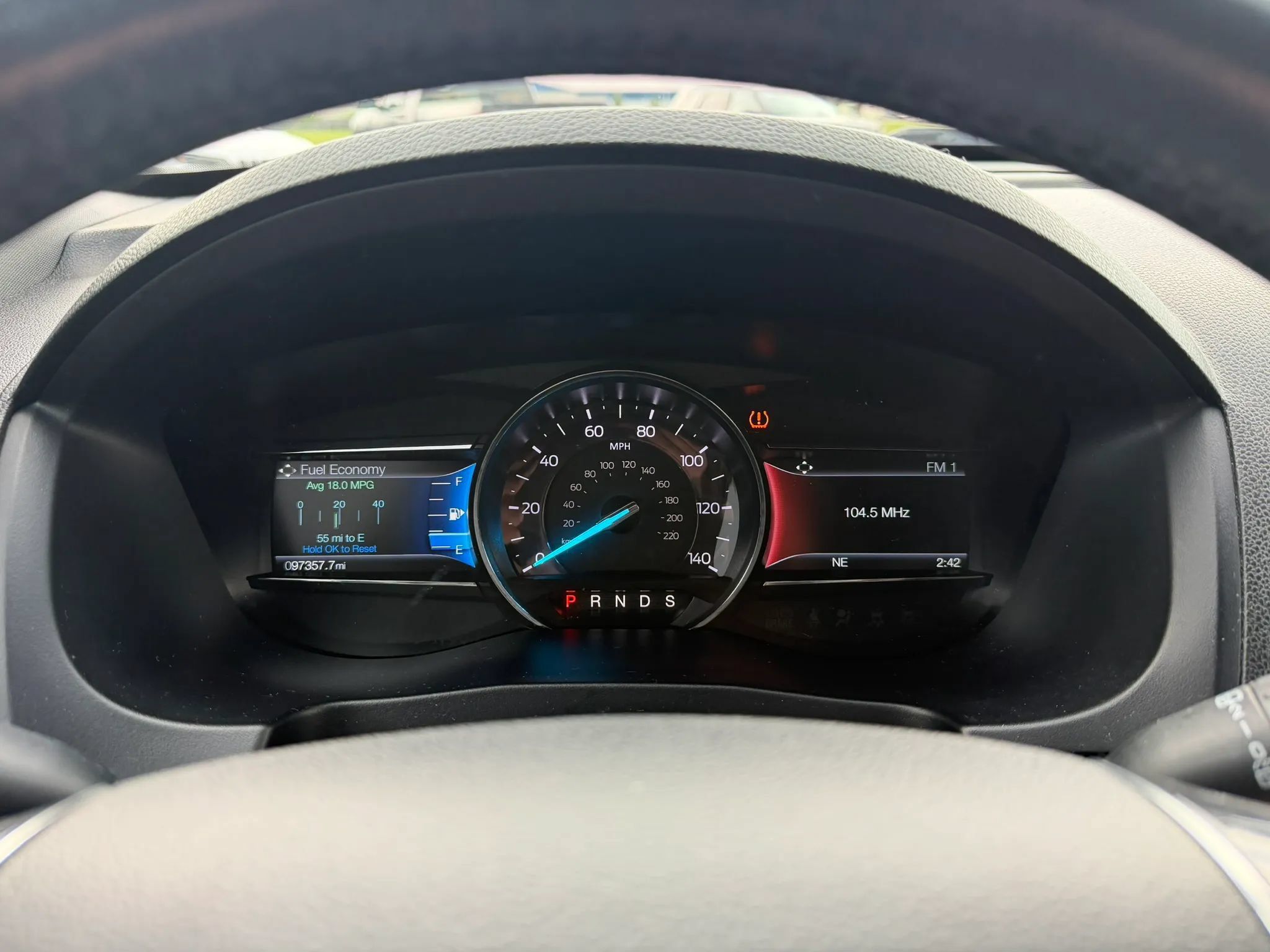 Used 2019 Ford Explorer Limited w/ Class III Trailer Tow Package FWD image 9