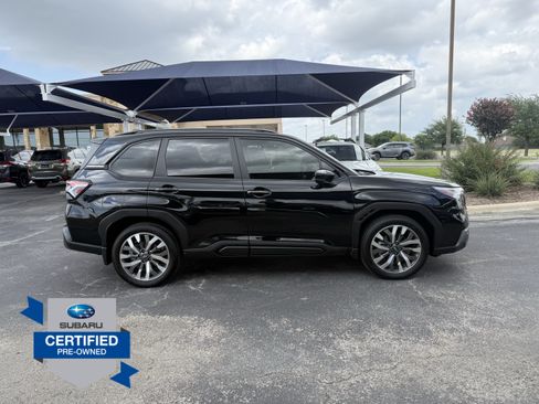 Certified 2025 Subaru Forester Touring AWD/4WD image 8