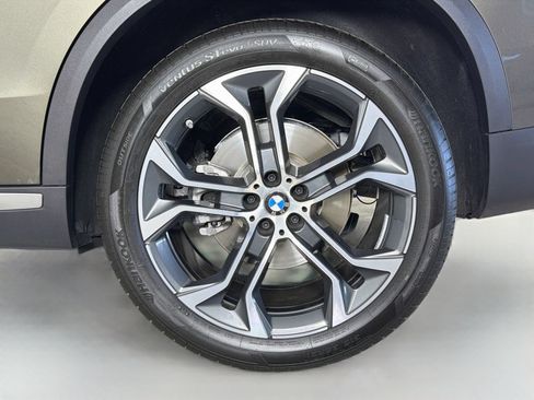 Used 2026 BMW X5 xDrive40i w/ Climate Comfort Package AWD/4WD image 33