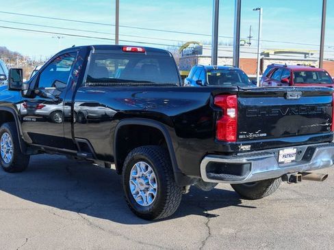Used 2022 Chevrolet Silverado 2500 LT w/ Convenience Package image 5