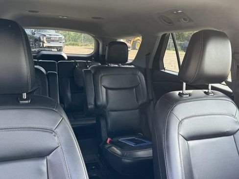Used 2021 Ford Explorer XLT w/ Equipment Group 202A image 33