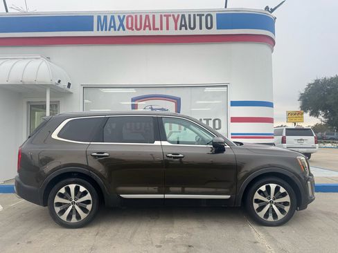 Used 2020 Kia Telluride S w/ S 8 Passenger Seating Package image 20