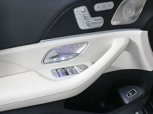 Certified 2026 Mercedes-Benz GLE 450 4MATIC image 8