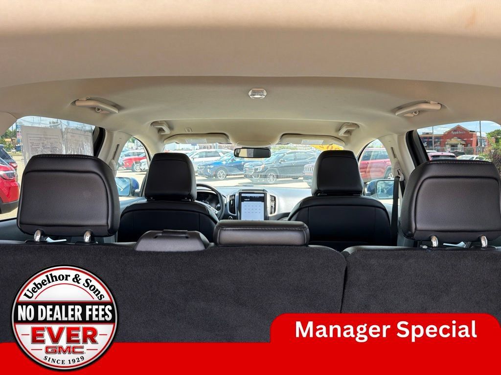 Used 2024 Ford Edge SEL AWD/4WD image 10