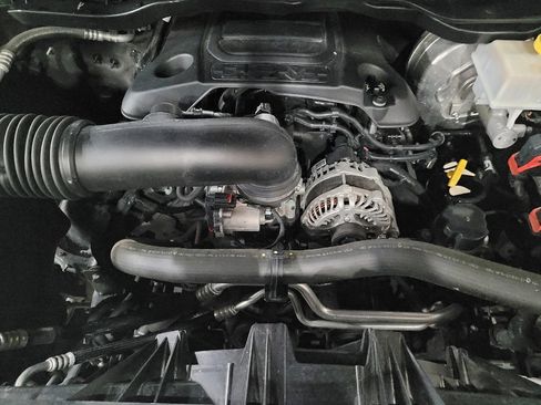 Used 2022 RAM 1500 Big Horn AWD/4WD image 30