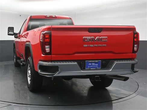 Used 2025 GMC Sierra 2500 Pro image 2