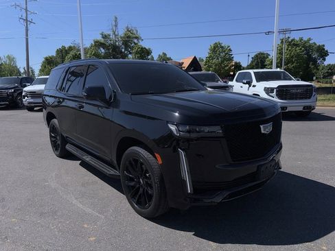 Used 2023 Cadillac Escalade Sport AWD/4WD image 7