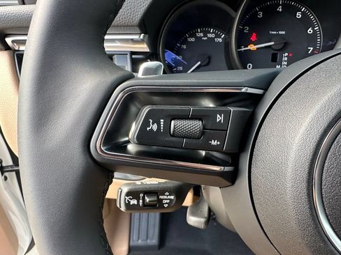 New 2026 Porsche Macan AWD/4WD image 23