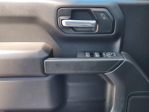 Certified 2025 Chevrolet Silverado 1500 Custom Trail Boss AWD/4WD image 23
