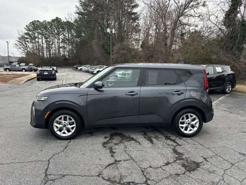 Used 2022 Kia Soul LX w/ Technology Package image 9