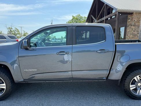 Used 2017 Chevrolet Colorado LT RWD image 32