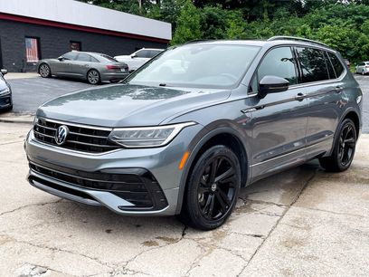 Used 2023 Volkswagen Tiguan SE R-Line