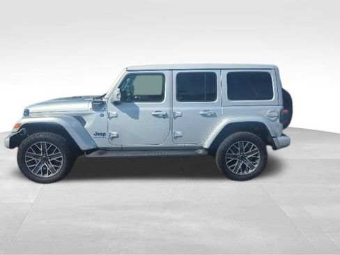 Used 2024 Jeep Wrangler High Altitude AWD/4WD image 10