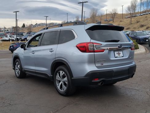 Used 2023 Subaru Ascent Premium w/ Convenience Package image 5