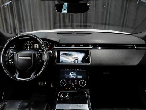 Used 2018 Land Rover Range Rover Velar R-Dynamic SE AWD/4WD image 17