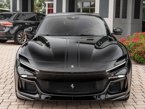 Used 2025 Ferrari Purosangue AWD/4WD image 15