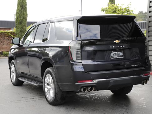 Used 2025 Chevrolet Tahoe Premier AWD/4WD image 6