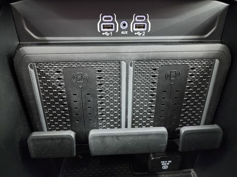 Used 2025 RAM 3500 Laramie image 61