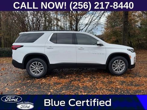 Used 2022 Chevrolet Traverse LT image 8