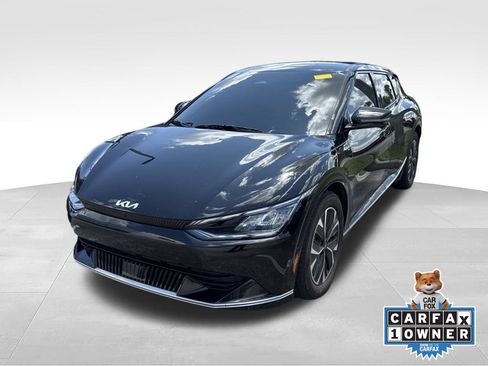 Used 2024 Kia EV6 Wind w/ Wind Technology Package AWD/4WD image 1
