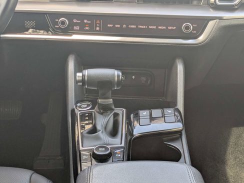 Certified 2023 Kia Sportage EX FWD image 22