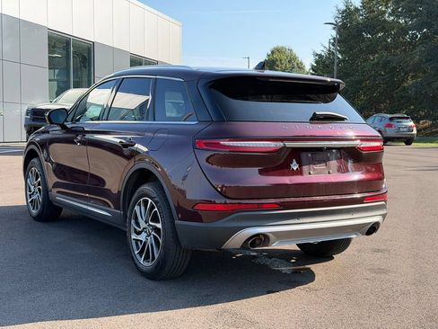 Used 2021 Lincoln Corsair AWD image 4