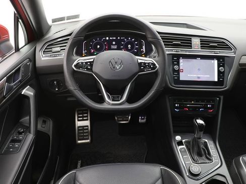 Used 2024 Volkswagen Tiguan SEL R-Line image 14