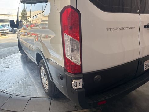 Used 2020 Ford Transit 350 XLT image 10