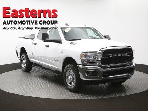 Used 2022 RAM 2500 Tradesman w/ Chrome Appearance Group AWD/4WD image 55