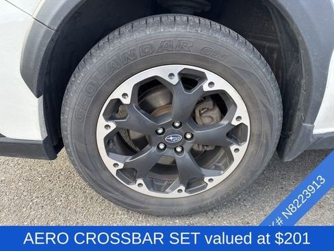 Used 2022 Subaru Crosstrek 2.0i Premium w/ Moonroof Package image 4