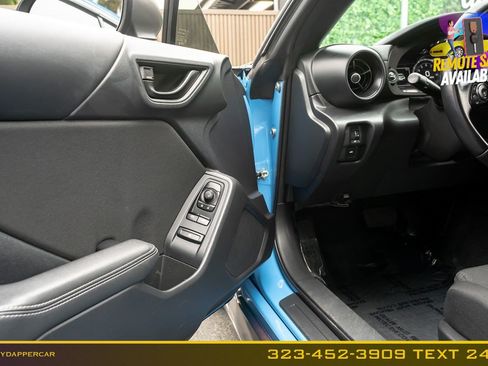 Used 2022 Toyota GR86 w/ ALL Weather Mat Package (TMS) RWD image 14