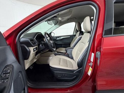 Used 2022 Ford Escape SEL image 9