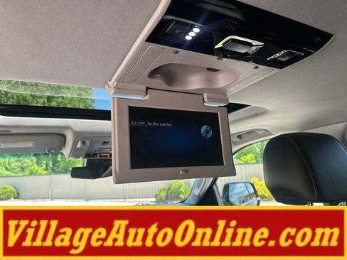 Used 2020 Cadillac Escalade ESV Premium Luxury AWD/4WD image 45