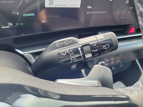 New 2026 Kia Carnival SX w/ SX Dark Edition Package FWD image 30