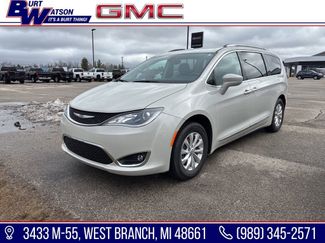 Used 2019 Chrysler Pacifica Touring-L 360° Tour