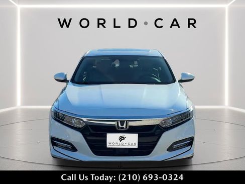 Used 2018 Honda Accord EX image 8