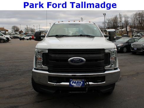 Used 2019 Ford F350 XL w/ Power Equipment Group image 9