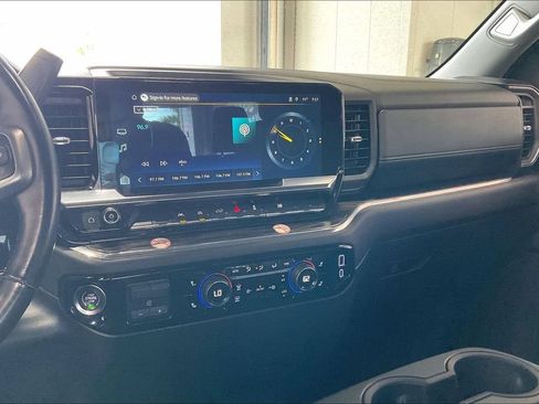 Used 2025 Chevrolet Silverado 1500 LT RWD image 10
