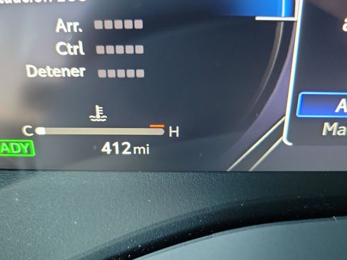 Used 2025 Toyota Sienna Limited image 19