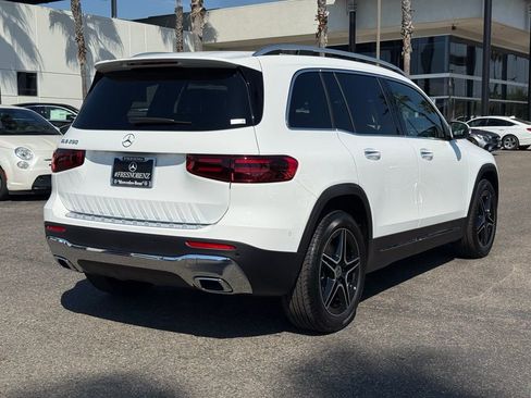 New 2026 Mercedes-Benz GLB 250 image 9