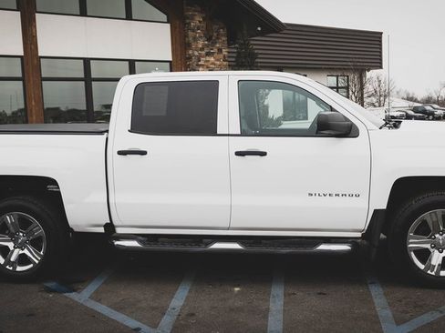 Used 2018 Chevrolet Silverado 1500 Custom w/ Custom Value Package image 23