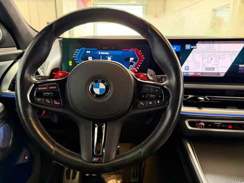 Used 2023 BMW XM AWD/4WD image 32