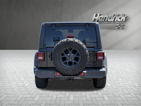 Used 2024 Jeep Wrangler Unlimited Sport AWD/4WD image 10