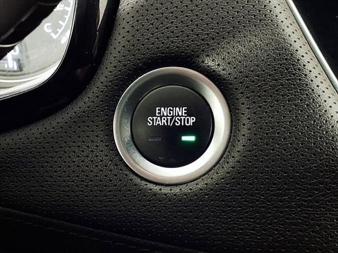 Used 2021 Cadillac XT5 Premium Luxury image 16