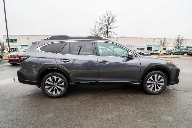 Used 2023 Subaru Outback Touring XT AWD/4WD image 18