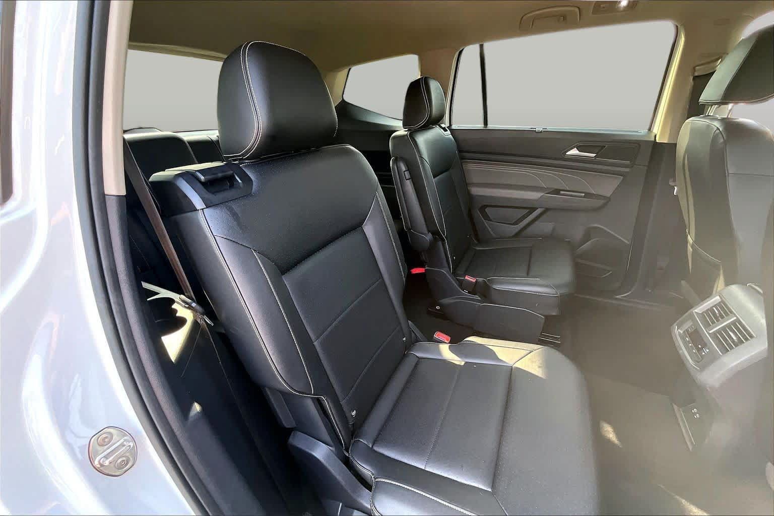 Used 2023 Volkswagen Atlas SE AWD/4WD image 19